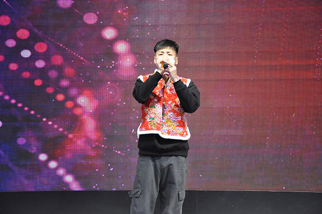 元旦晚會歌曲節(jié)目